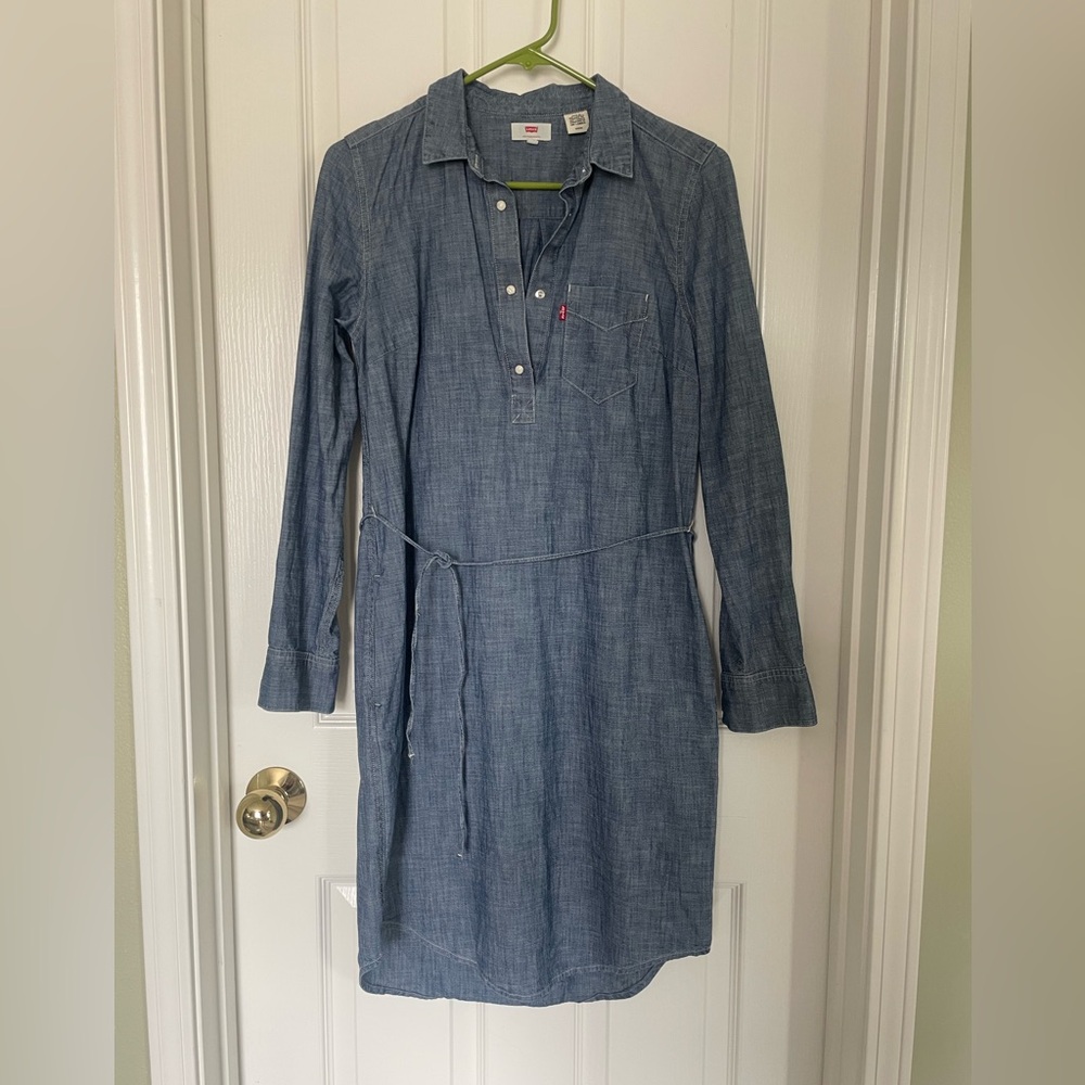 Levi’s Denim Shirt Dress
